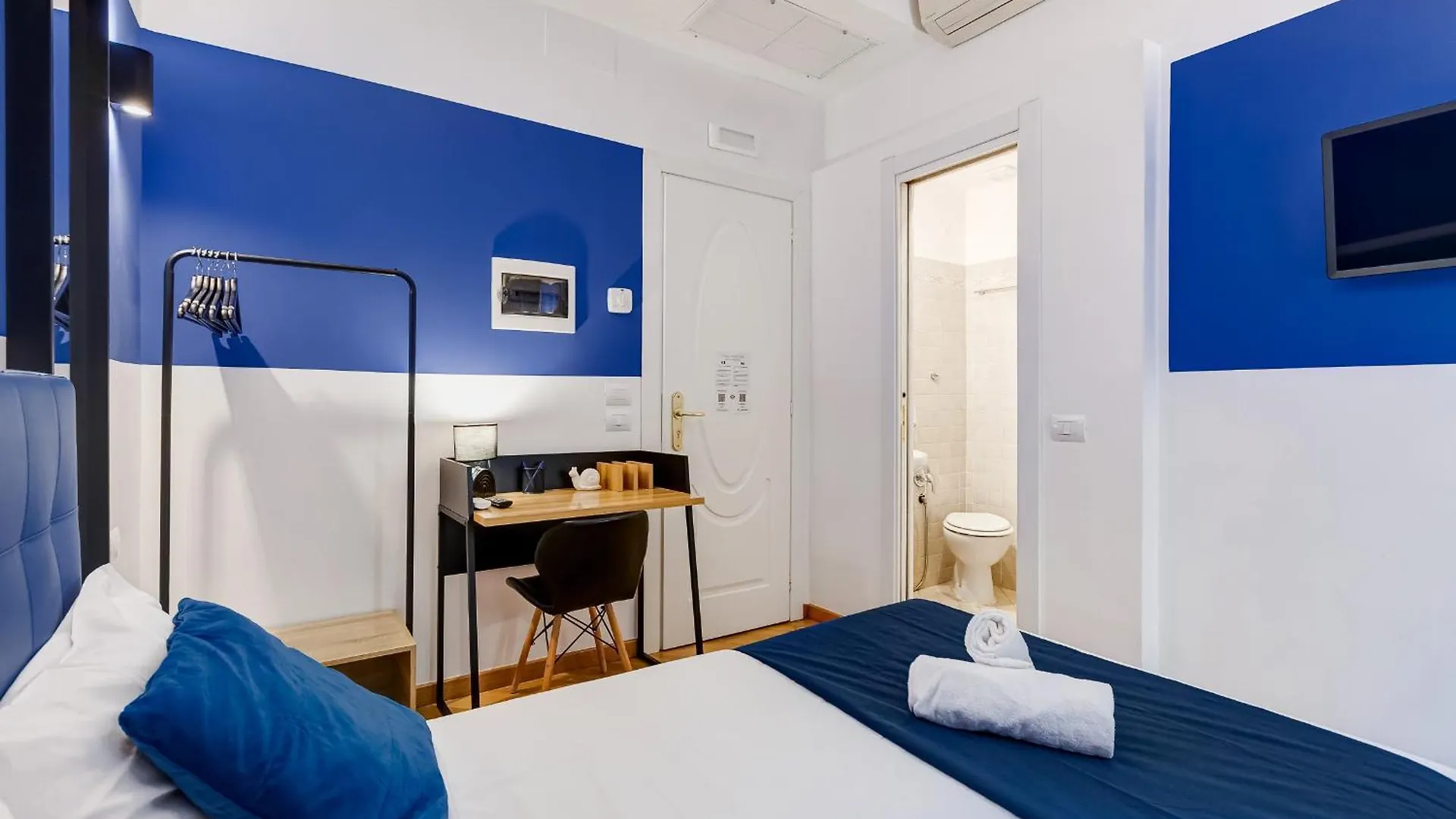 Vivilo Collection - Marche 54 Apart 4Bdr - Close To Via Veneto Rom Lägenhet