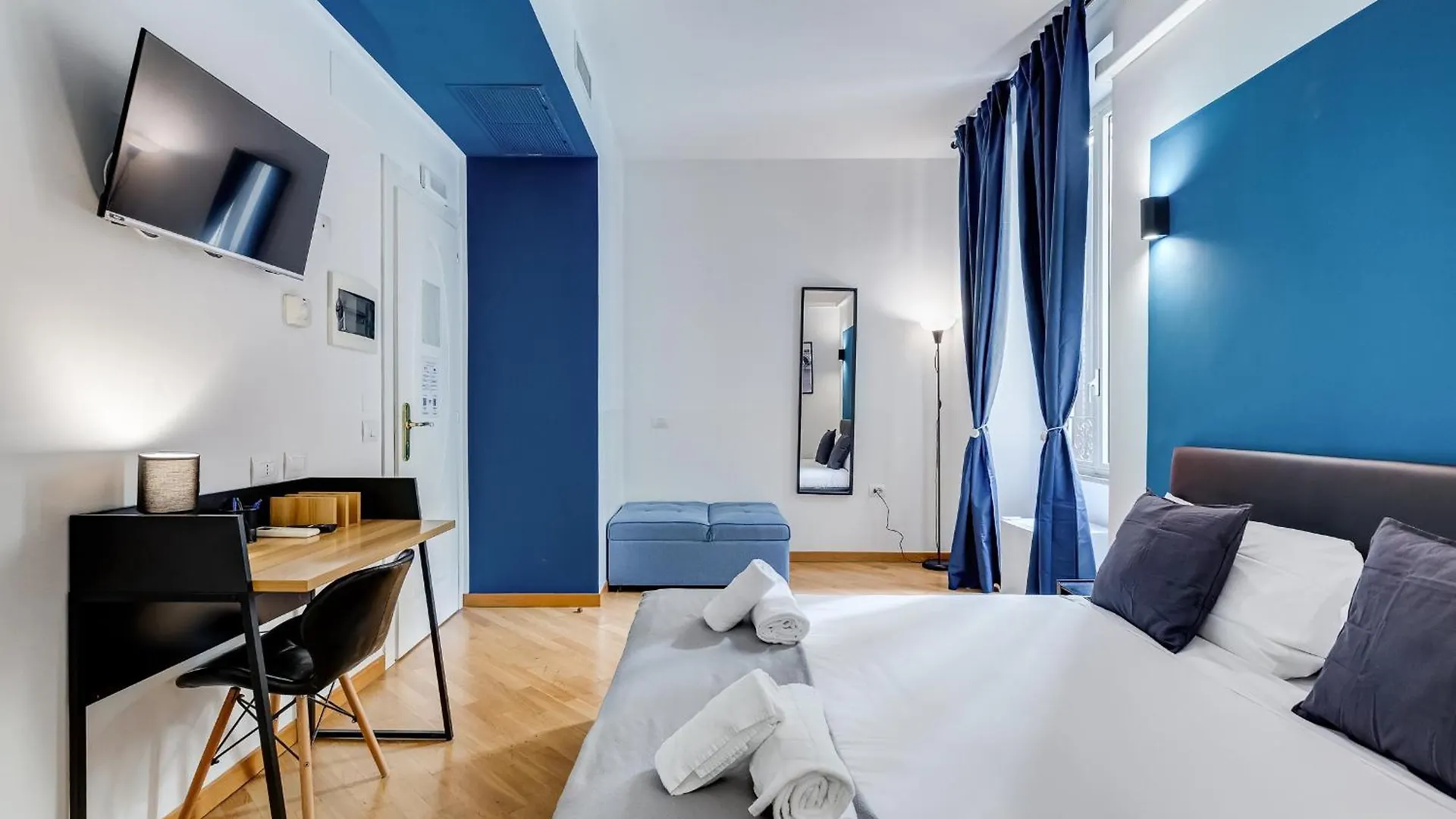 Vivilo Collection - Marche 54 Apart 4Bdr - Close To Via Veneto Rom Lägenhet