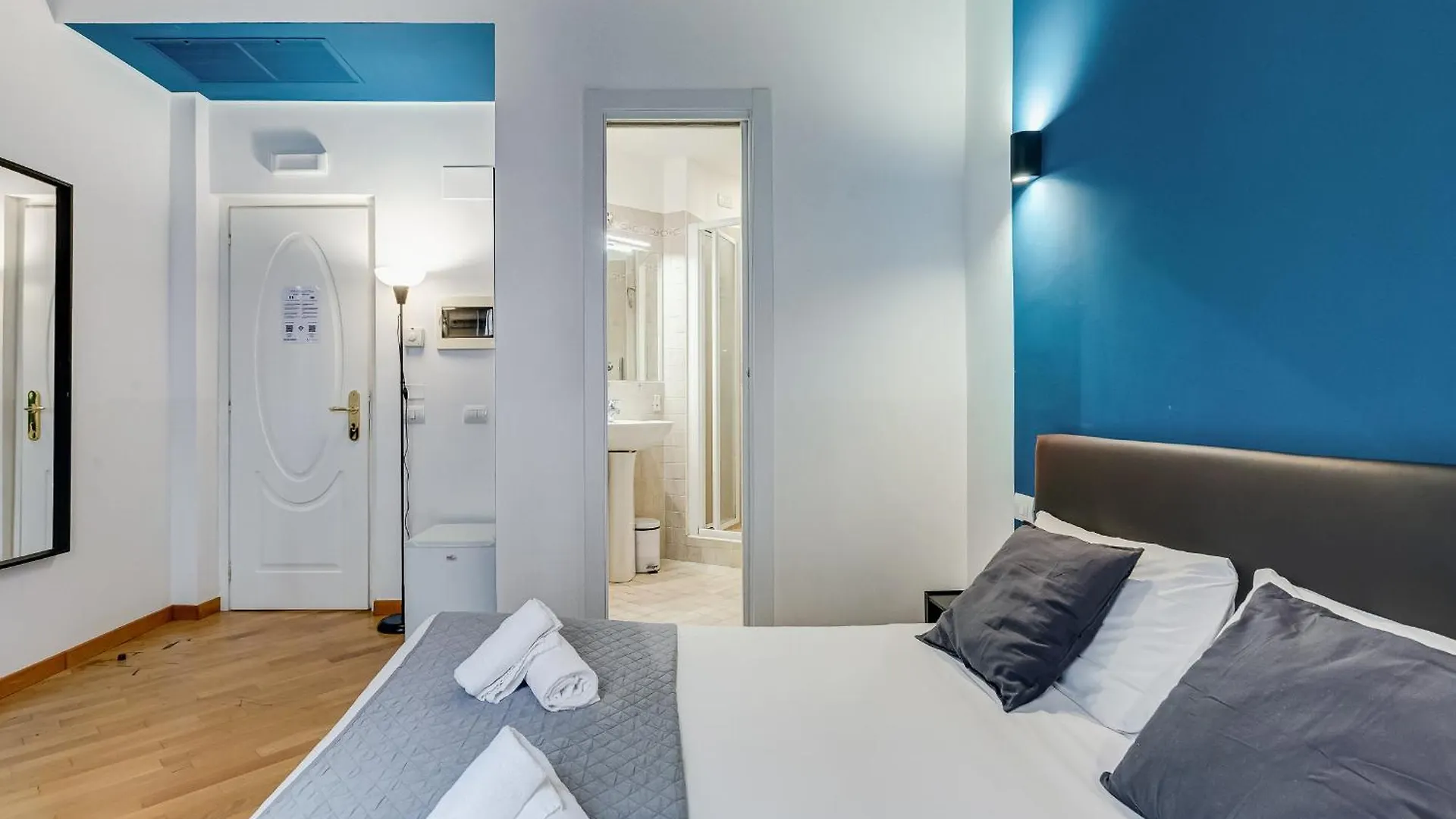 Lägenhet Vivilo Collection - Marche 54 Apart 4Bdr - Close To Via Veneto Rom Italien