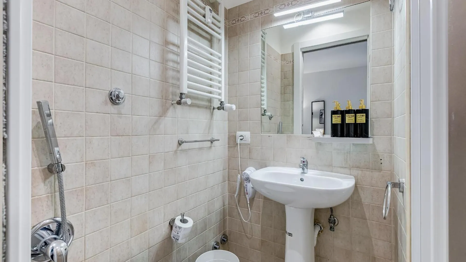 Vivilo Collection - Marche 54 Apart 4Bdr - Close To Via Veneto Rom