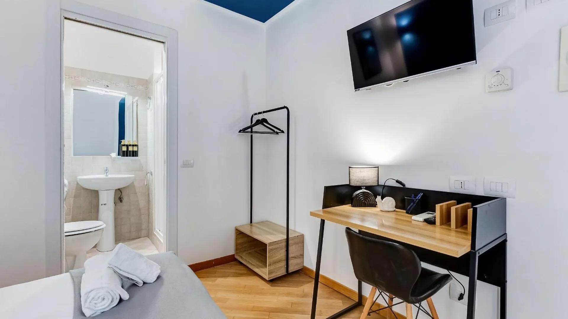Lägenhet Vivilo Collection - Marche 54 Apart 4Bdr - Close To Via Veneto Rom Italien