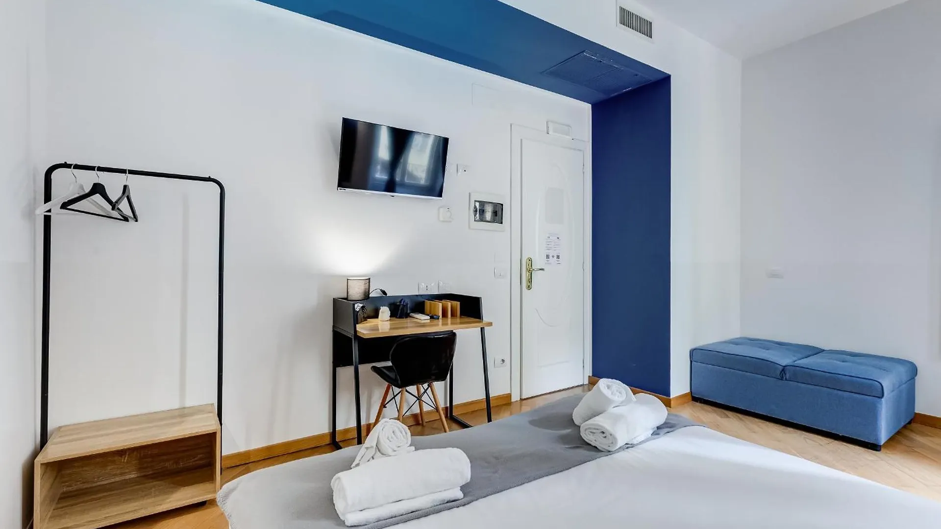 Lägenhet Vivilo Collection - Marche 54 Apart 4Bdr - Close To Via Veneto Rom